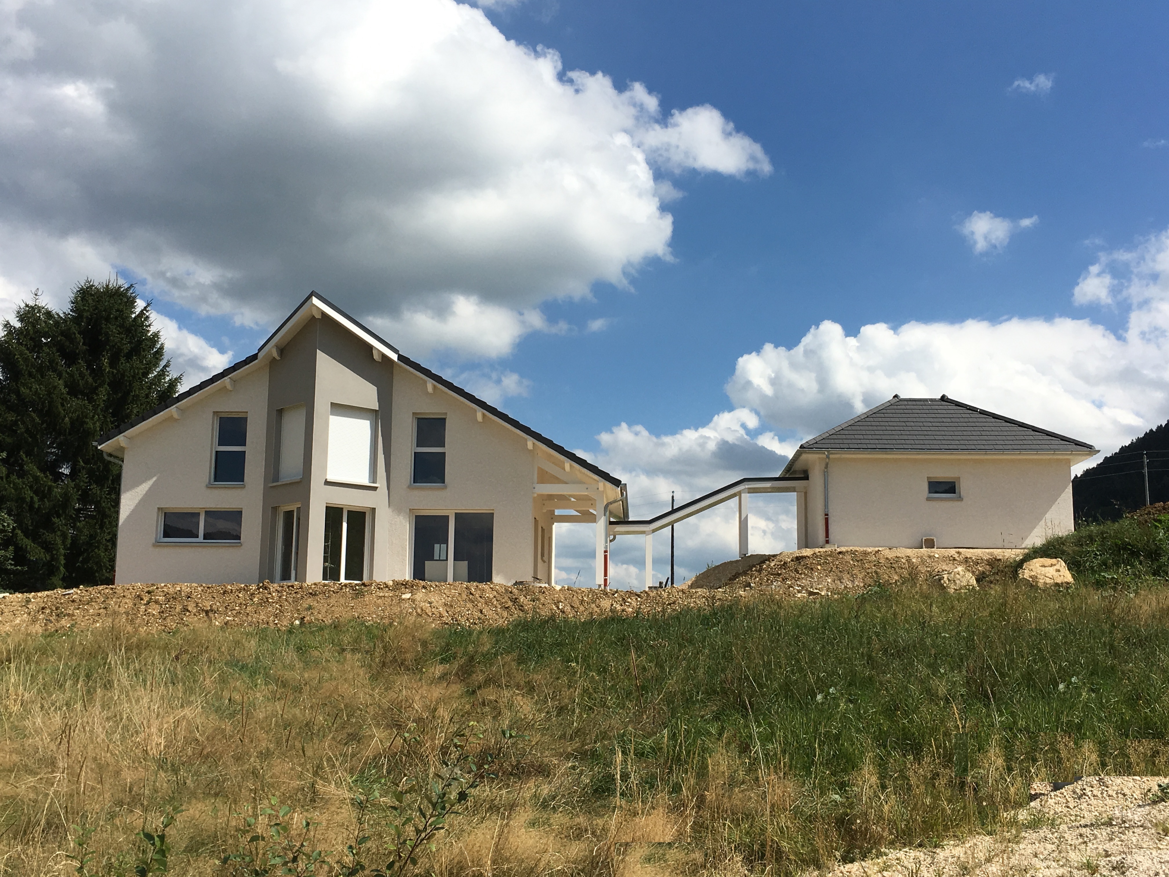 de giorgi constructeur maisons individuelles contemporaine pavillon clefs en main maçonnerie verrieres pontarlier besançon morteau valdahon haut doubs.jpg